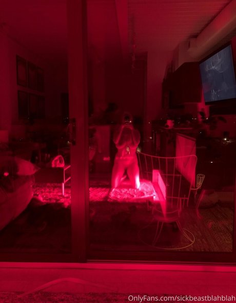 sickbeastblahblah star nude img
