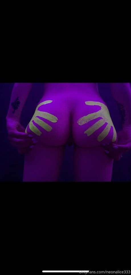 neonalice333 haut modèle image