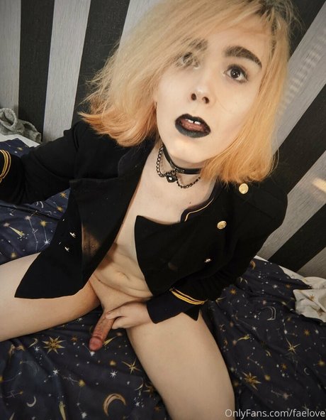 fayelockwood actriz de desnudos imágenes