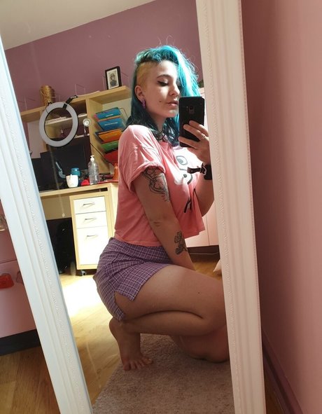 khalamite actrice érotique des photos