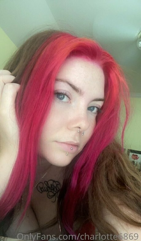 charlotte6869 star du porno belle des photos
