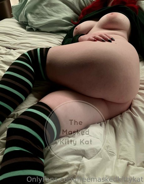 freemaskedkittykat star porn image