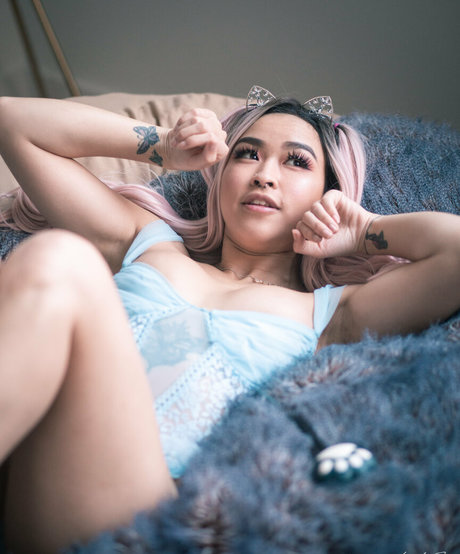 mochii xo adult model galleries