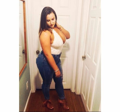 Lizzy Maguire actrice sexy img