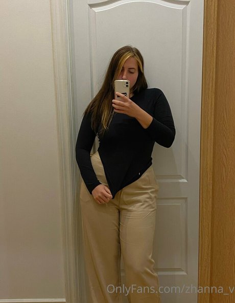 zhanna v jolie étoile photos