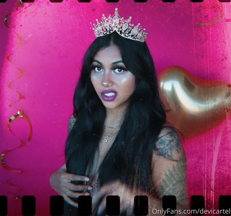 Devicartel linda estrella galería