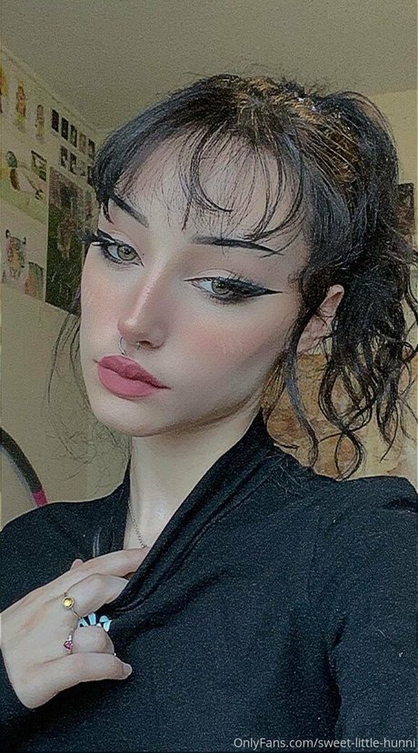 sweet little hunni estrella porno superior imagen