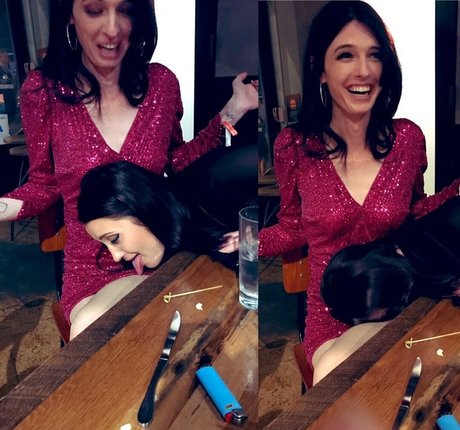 rousse à gros seins onlyfans érotique en haute qualité photo