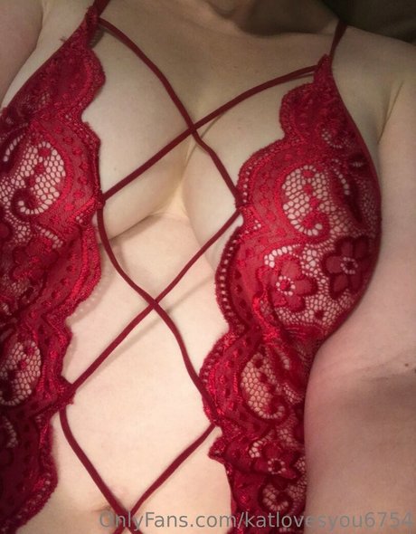 katlovesyou6754 actriz atractiva imagen