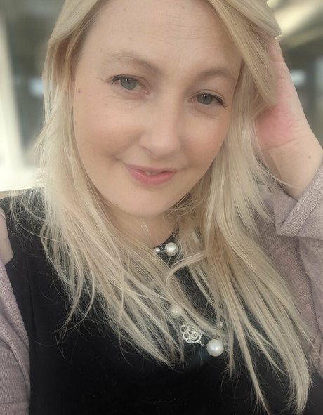 lizzyminx modèle nu img