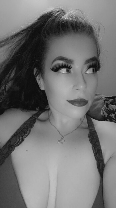 ameliaskye belle étoile galeries