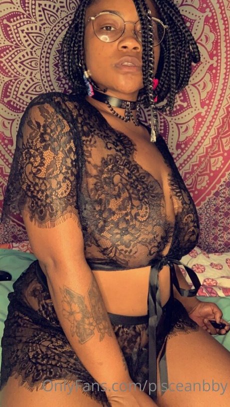 pisceanbby estrella porno caliente imagen