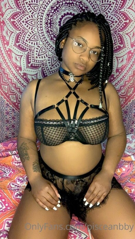 pisceanbby modelo de alta definición imágenes