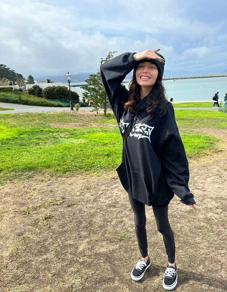 stormyofficial estrella galería