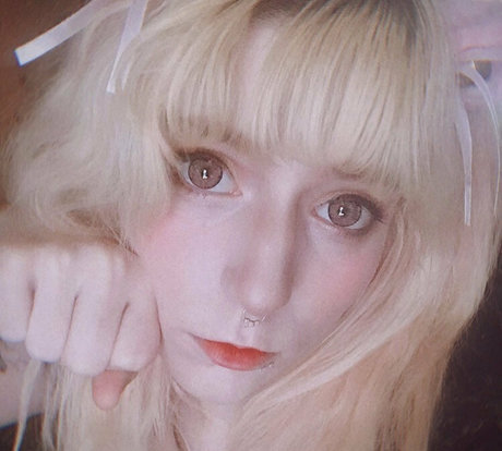 hollynicolebtch estrella caliente fotos