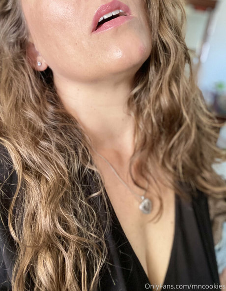 mncookies actrice libre galeries
