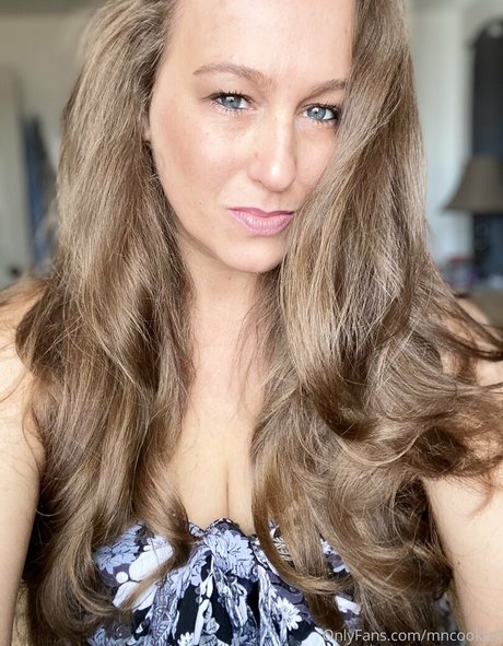 mncookies actrice de nus photos