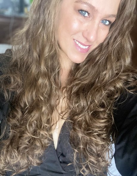 mncookies actriz desnuda imágenes