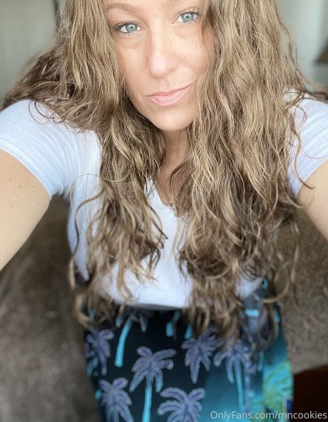 mncookies actrice de nus collection