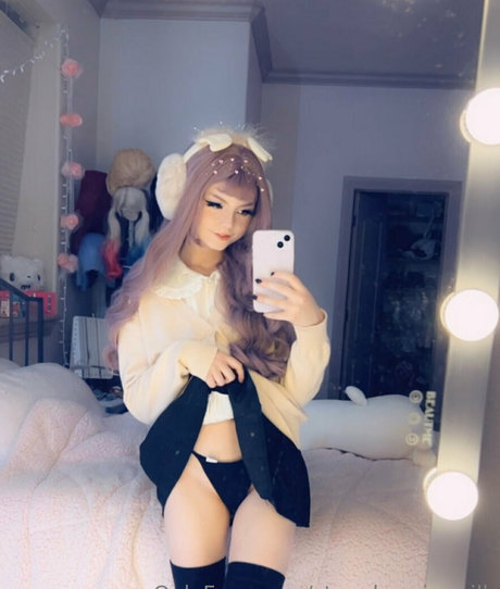 strawbearie milk jolie star du porno galerie