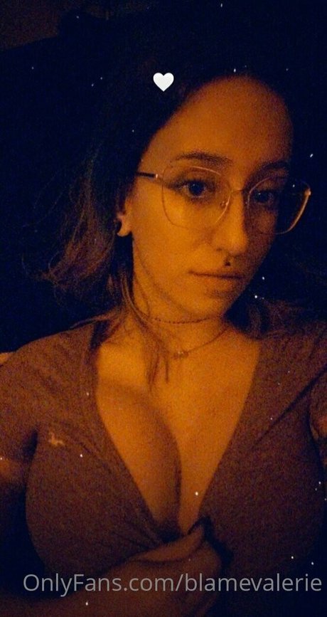 blamevalerie belle actrice img