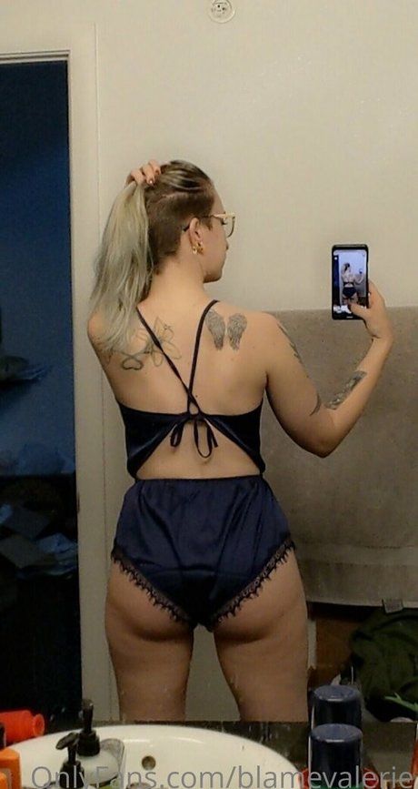 blamevalerie naked model galleries