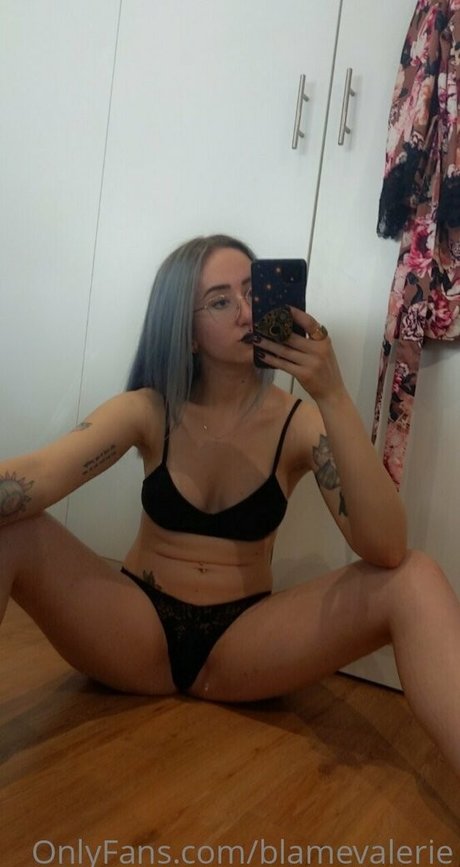 goth girls onlyfans hot sexy photos