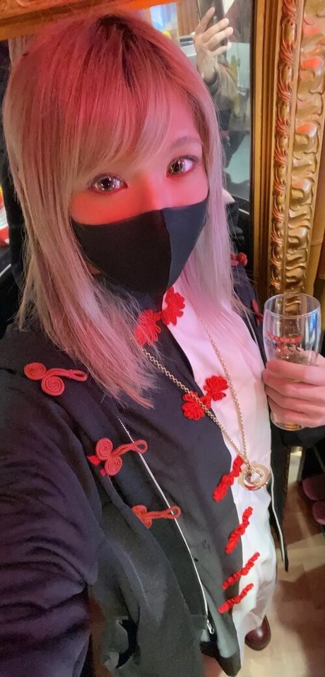 riremagic estrella porno hd imagen