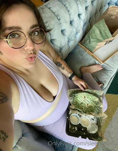 sleepy sofia actriz desnuda imágenes