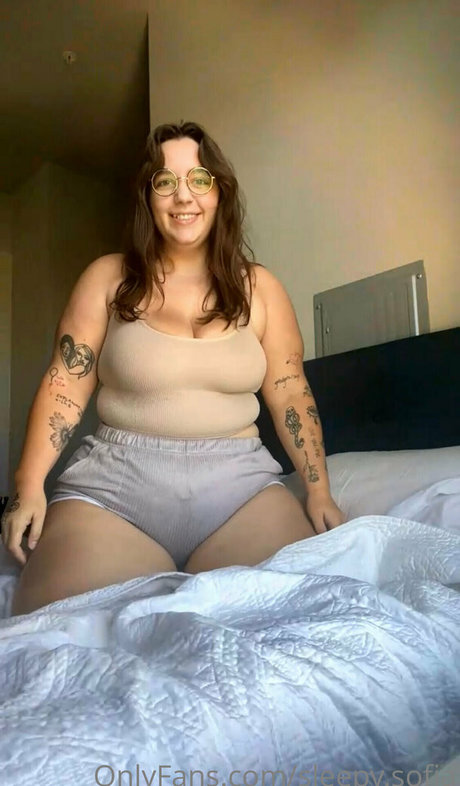sleepy sofia erotic star pic