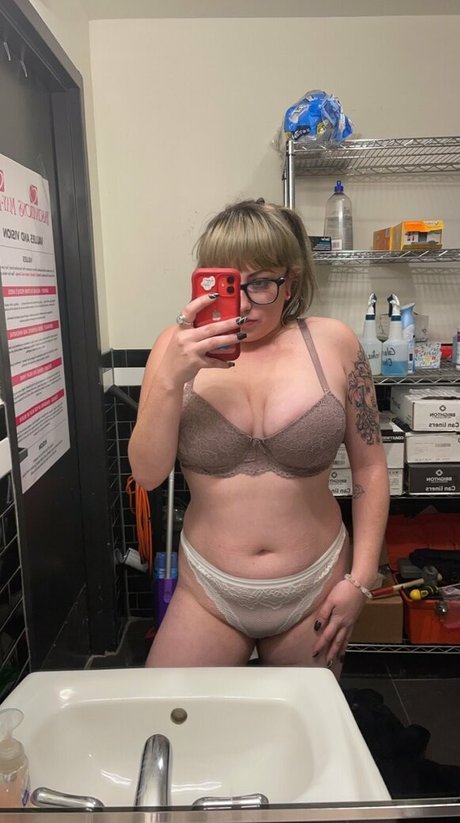 crystal2086bella modèle exclusif photos