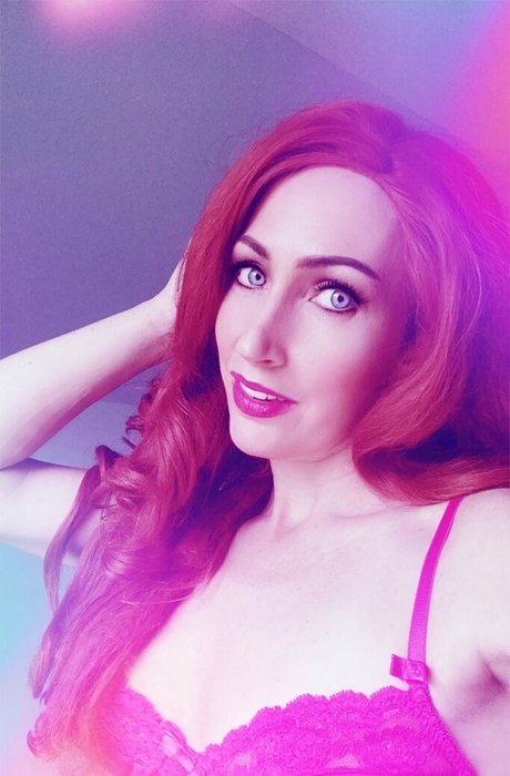 missdavison modèle parfait des photos