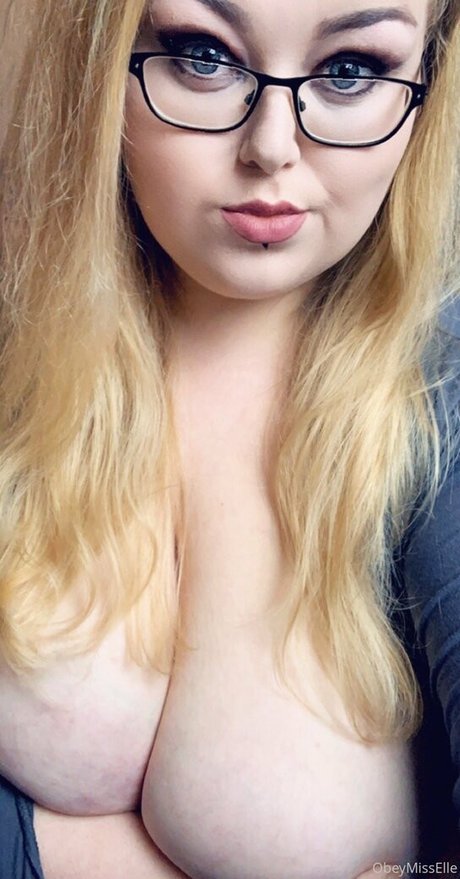 obeymisselle modelo porno imágenes