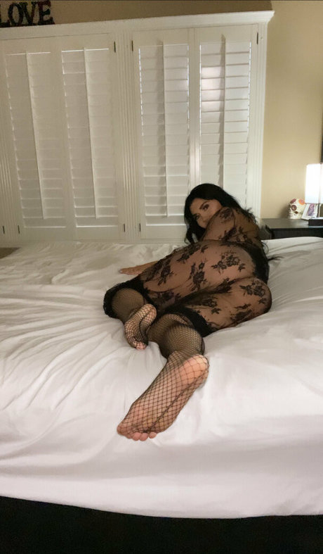 tatted baddie69 étoile sexy des photos