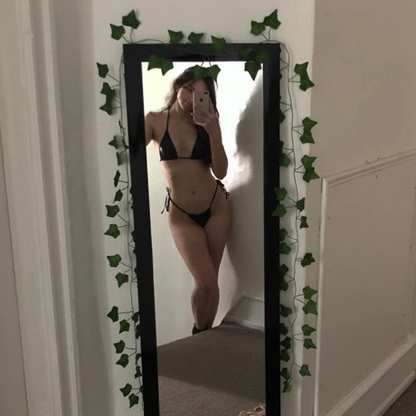 Liv Littlelivbug star du porno hd archive