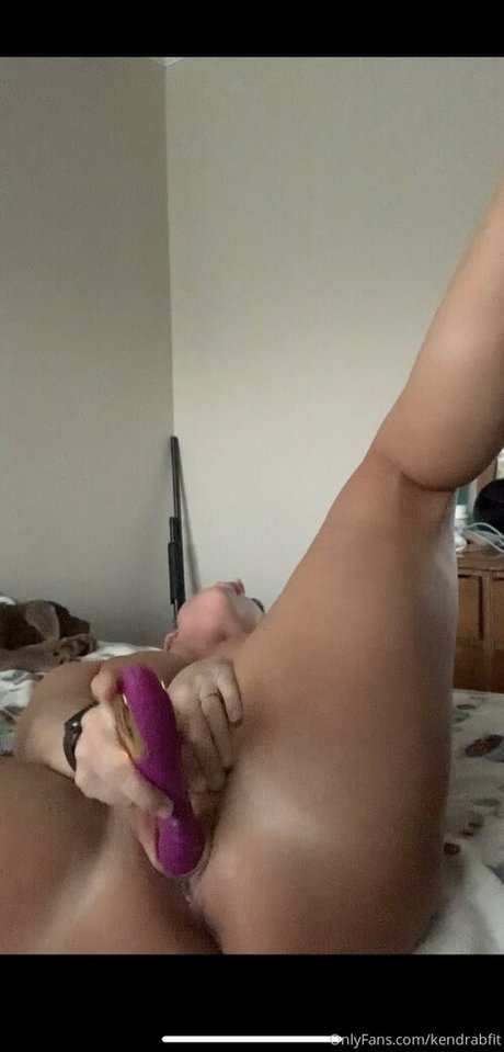 KendraBFit actrice photos