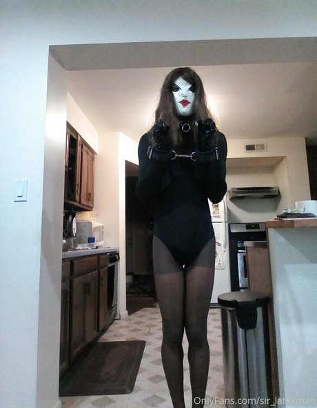 sir latexman star du porno de haute qualité photo