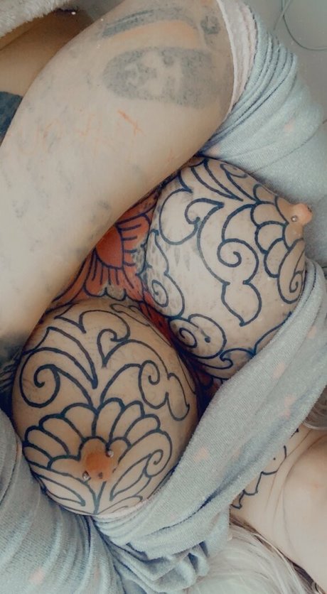 missalexistattoo modelo desnudos recopilación