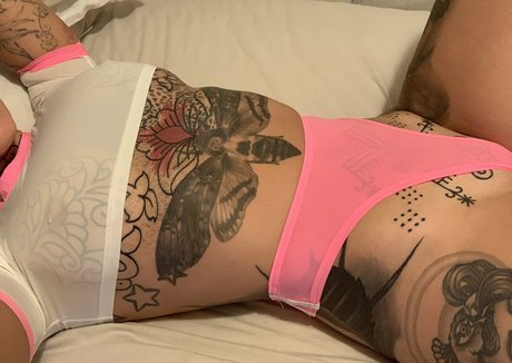 missalexistattoo bonita actriz galería