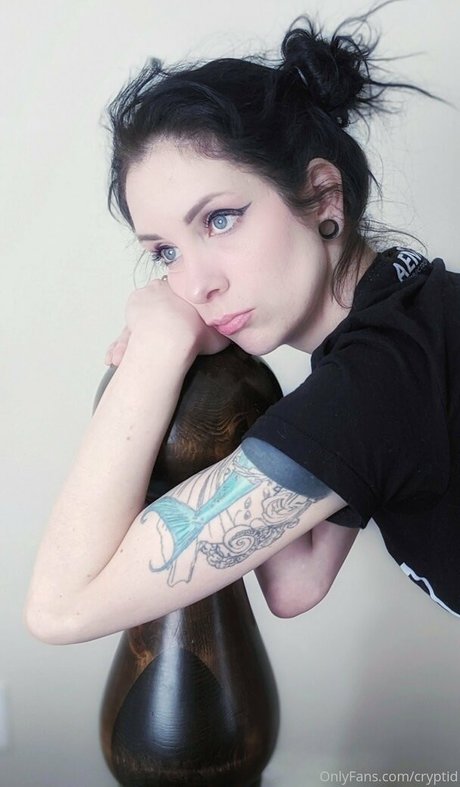 cryptid arte estelar foto