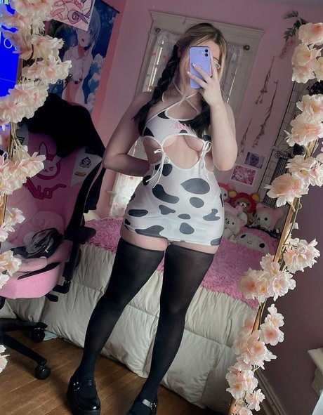 Luvvful modèle sexy images