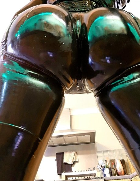 evelyndoll estrella porno de arte foto