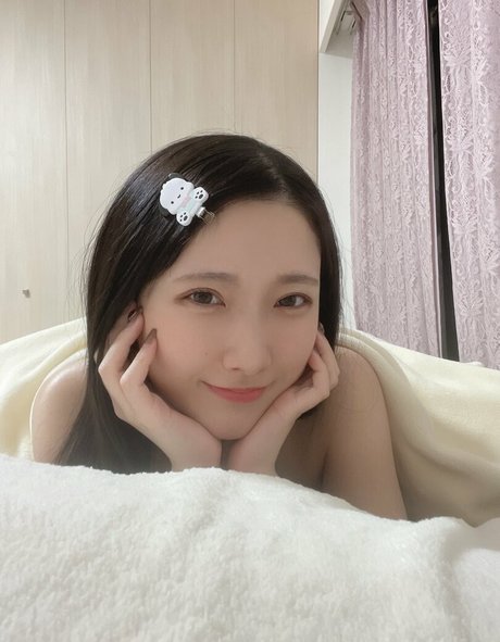 Hikaru Miyanishi star du porno parfaite galeries