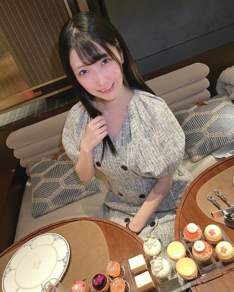 Hikaru Miyanishi xxx étoile des photos