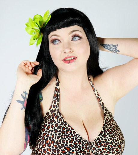 nayrusuicide sexe star des photos