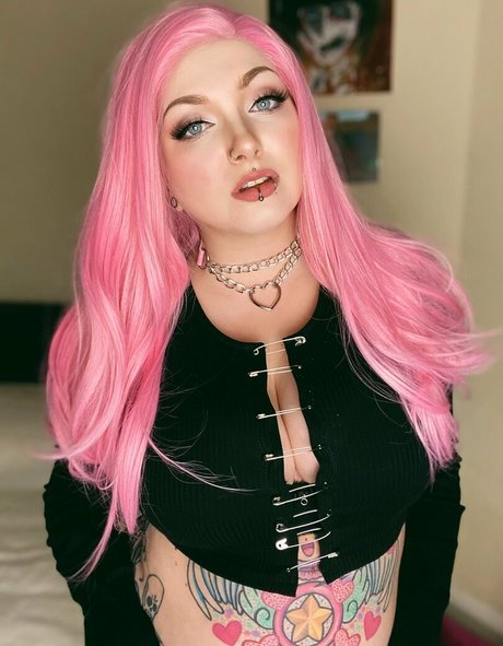 nayrusuicide star du porno gratuit galeries