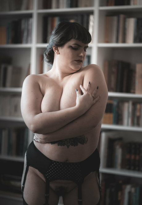 madame cherie star du porno exclusive img