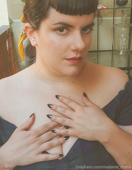 madame cherie estrella libre imagen