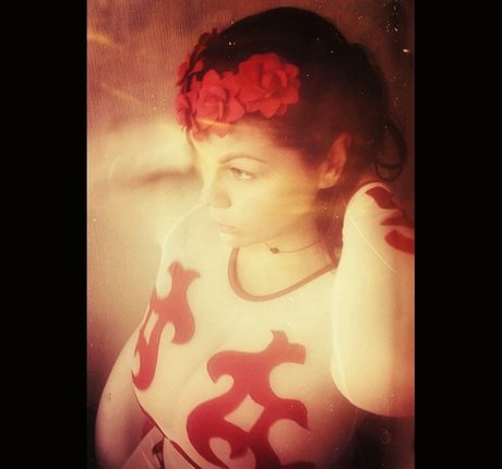 Maria Von Zarring estrella porno en alta definición imagen