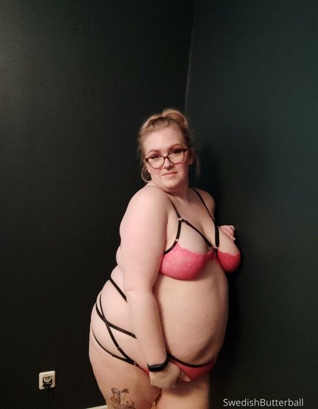 swedishbutterball jolie actrice photo